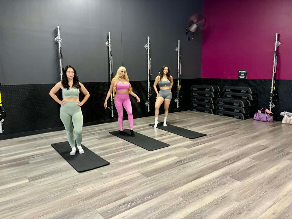 Diva Goddess Peach Scrunch Leggings, high-waisted squat-proof tummy control gym wear
